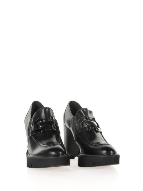 Black nappa loafer