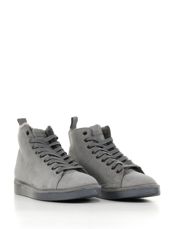 P01 ankle boot with fur lining