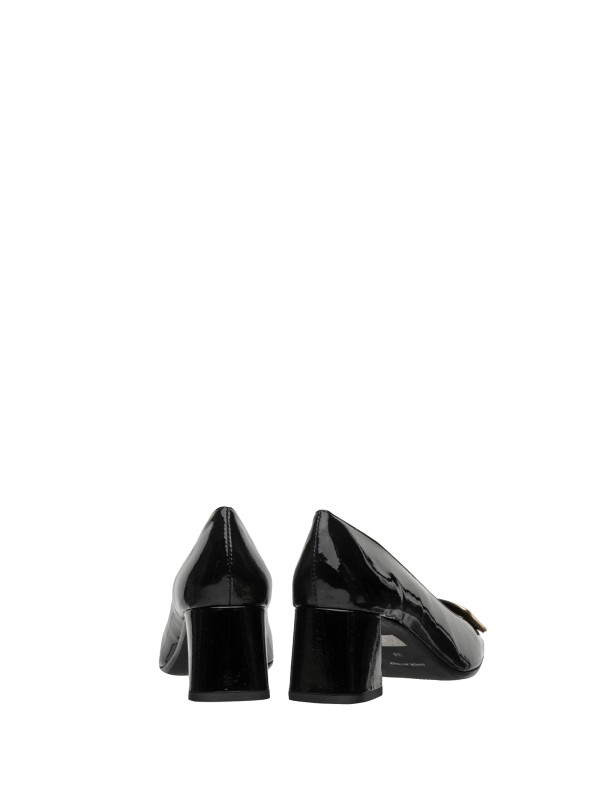 Status Patent Leather Décolleté