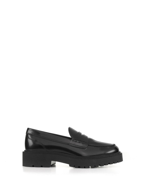 Loafer in leather