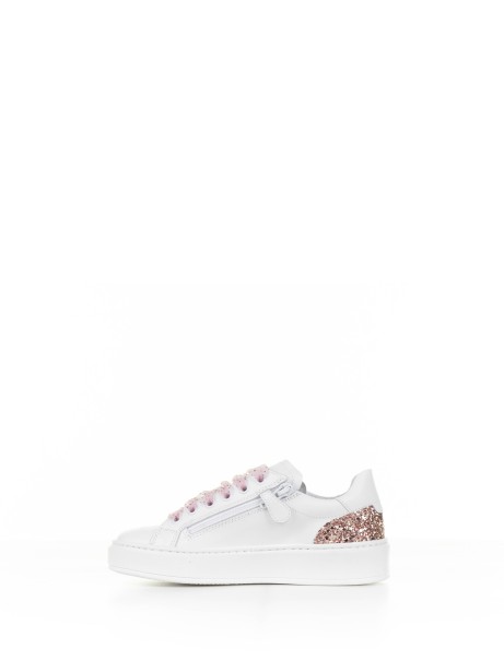 Sneaker in pelle con glitter rosa