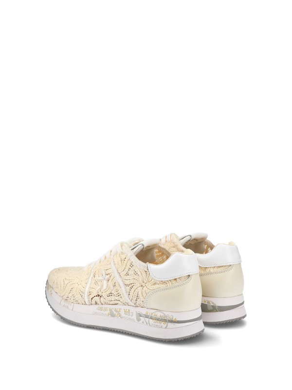 Conny 6787 perforated sneaker