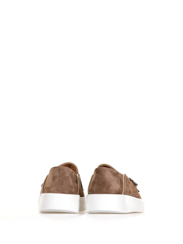 Suede loafer with buckles