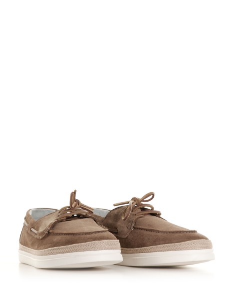 Suede boat shoe with laces 2