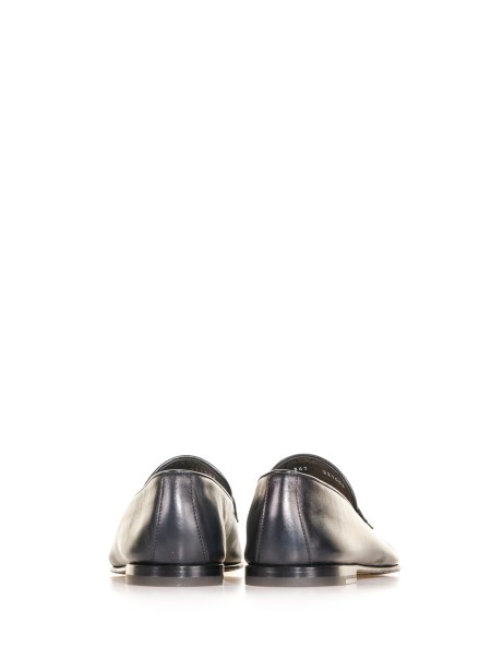 Leather loafer with band